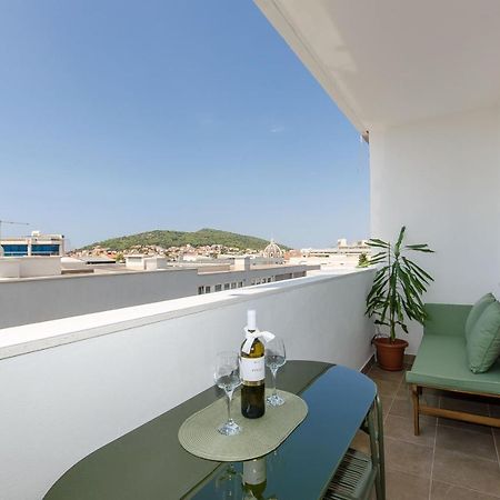 Modern Living Apartment Airy Split Dış mekan fotoğraf
