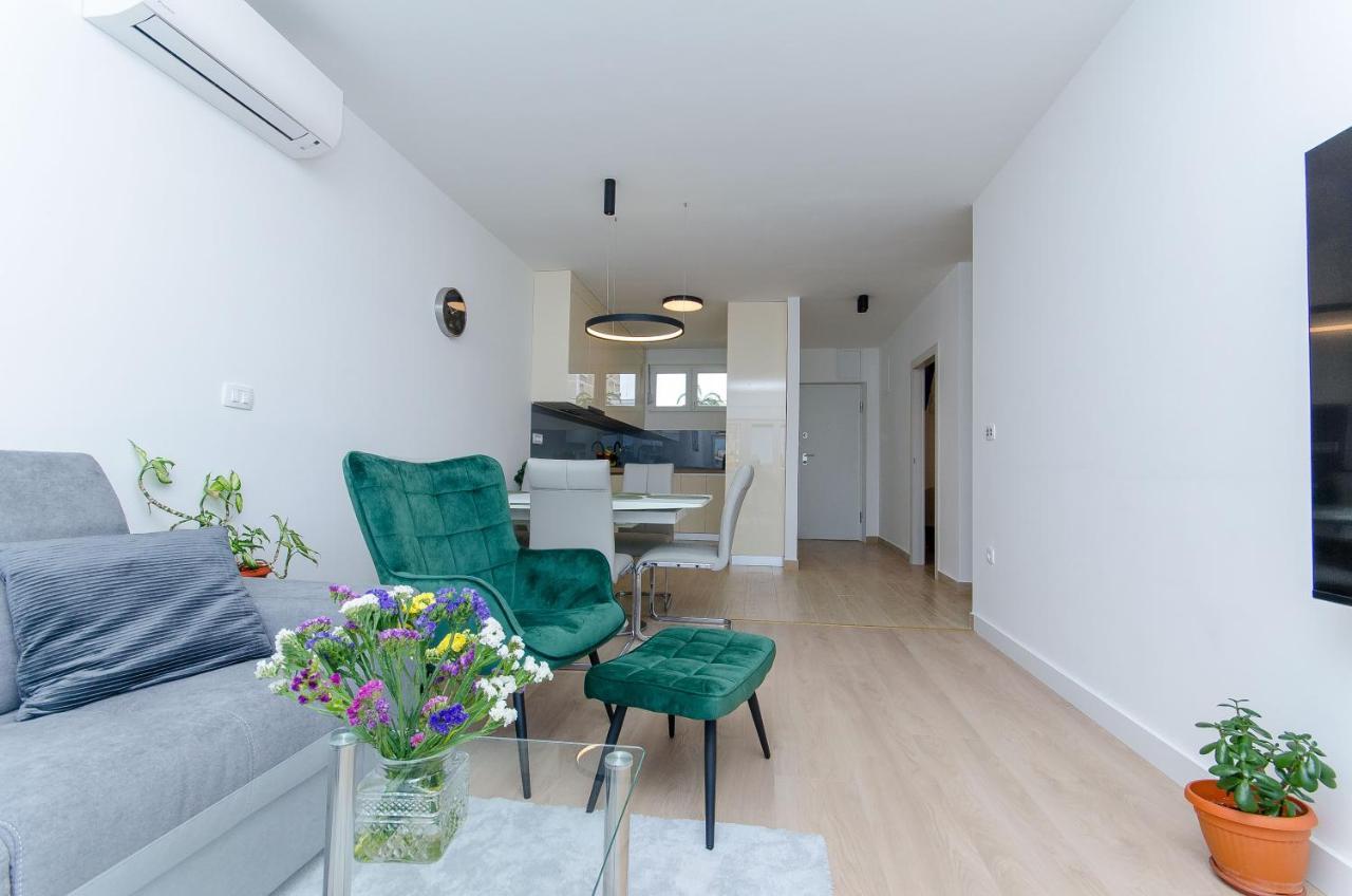 Modern Living Apartment Airy Split Dış mekan fotoğraf
